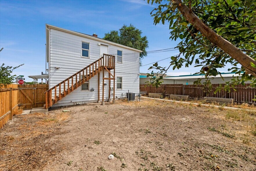 More Photos Of 302 2nd Ave S, Twin Falls Office For Lease