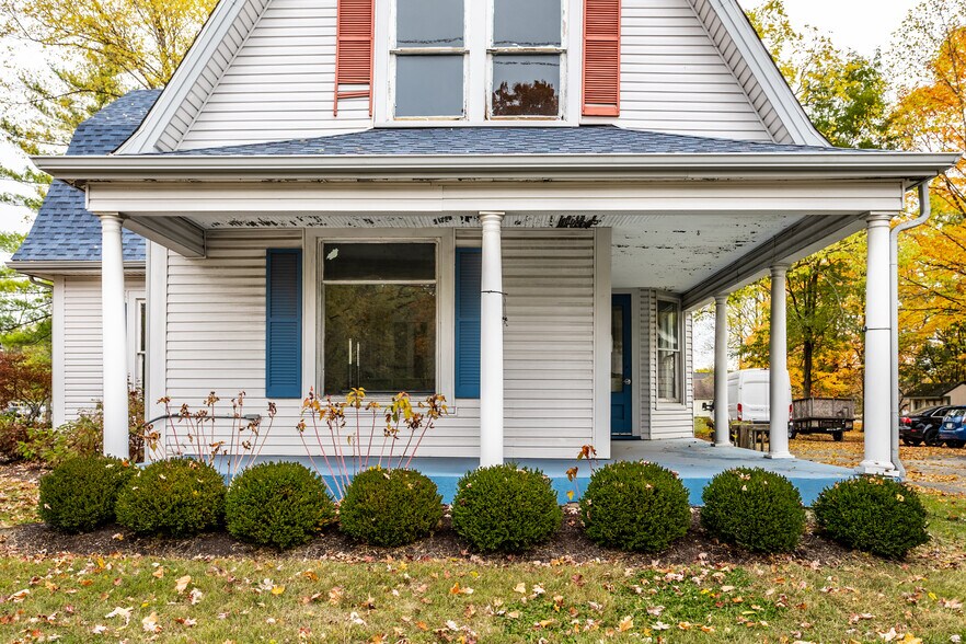 More Photos Of 7507 Michigan Rd, Indianapolis Daycare Center For Sale