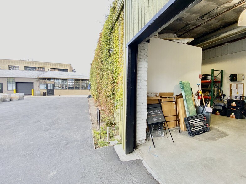 More Photos Of 1360 5th St, Berkeley Warehouse For Lease