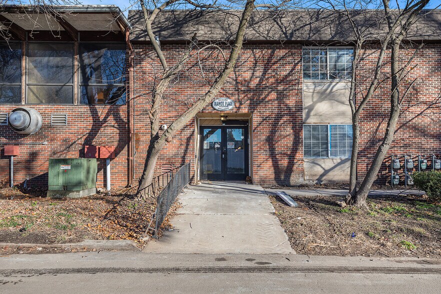 More Photos Of 6016 Leavenworth Rd, Kansas City Apartments For Sale
