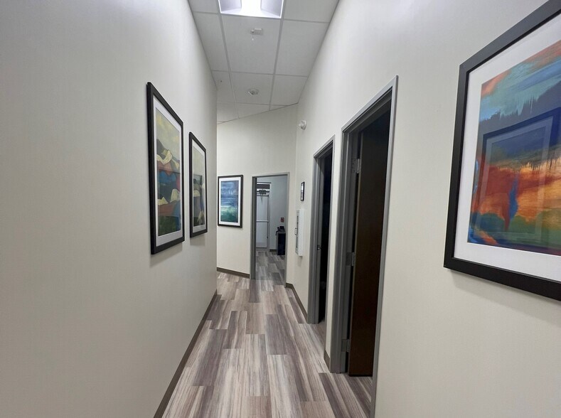 More Photos Of 13331 W Indian School Rd, Litchfield Park General Retail For Sale