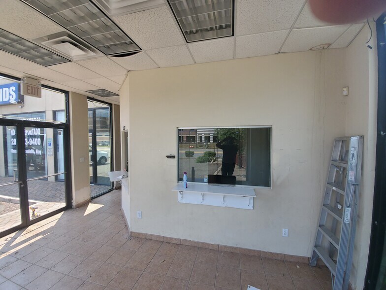 More Photos Of 161 S River St, Hackensack Freestanding For Lease