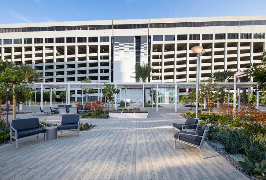 More Photos Of 2200 E Imperial Hwy, El Segundo Unknown For Lease