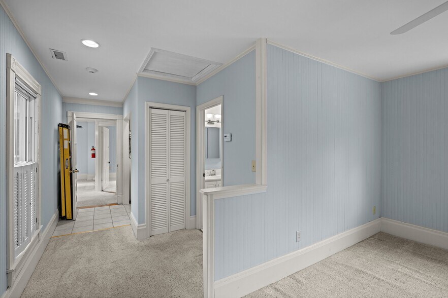 More Photos Of 567 E Water St, Belhaven Hospitality For Sale