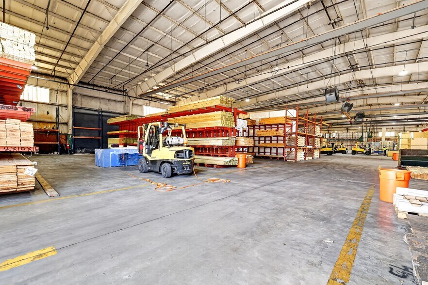 More Photos Of 722 Duck Lake Rd, Lady Lake Industrial For Sale