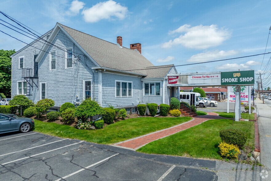 Primary Photo Of 389 Worcester Rd, Framingham Freestanding For Lease