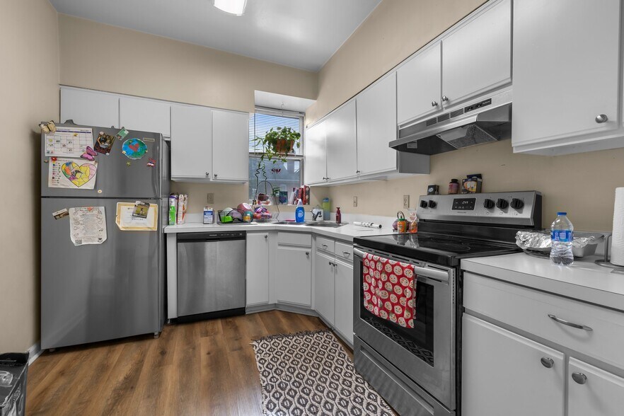 More Photos Of 625 W Princess Anne Rd, Norfolk Apartments For Sale