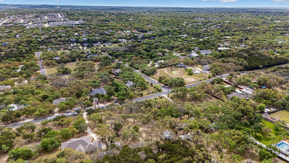 More Photos Of 27217 Okent Dr, San Antonio Flex For Sale