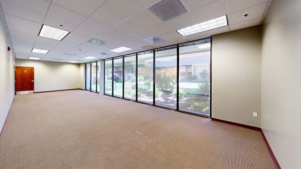 More Photos Of 355 N Wiget Ln, Walnut Creek Office For Sale