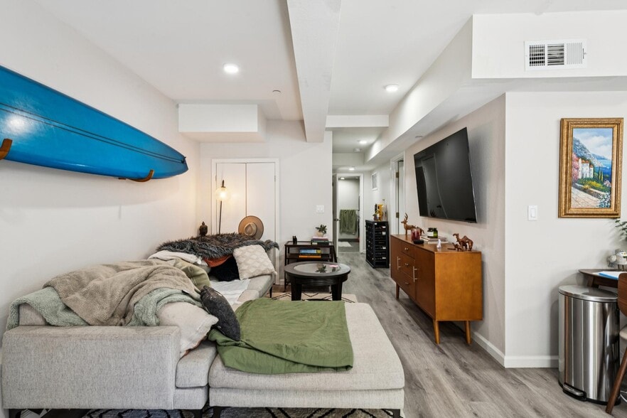 More Photos Of 2539-2541 Lombard St, San Francisco Apartments For Sale