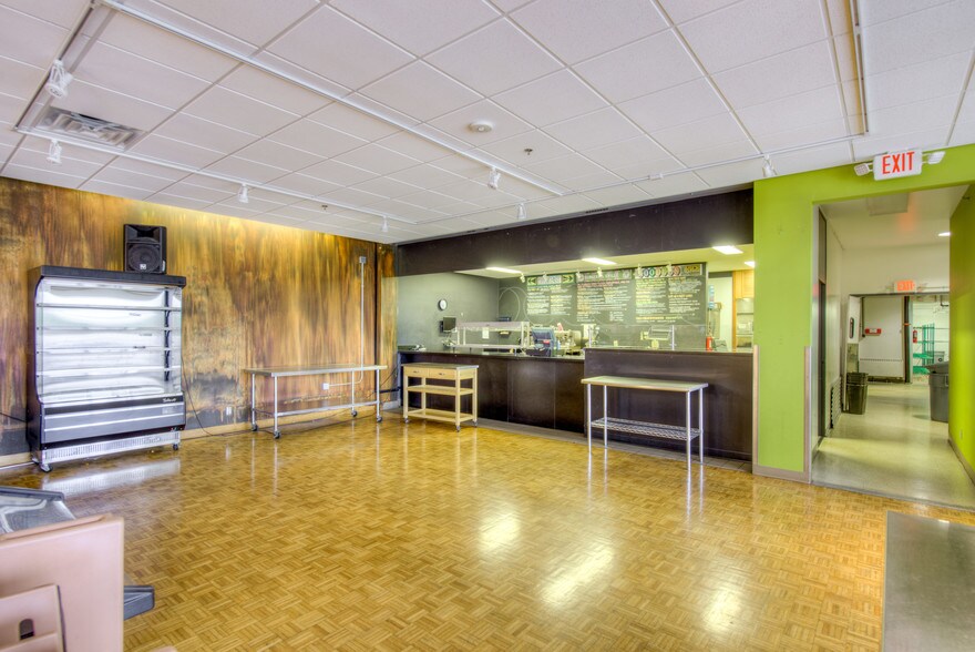 More Photos Of 19 Exchange St E, Saint Paul Schools For Sale