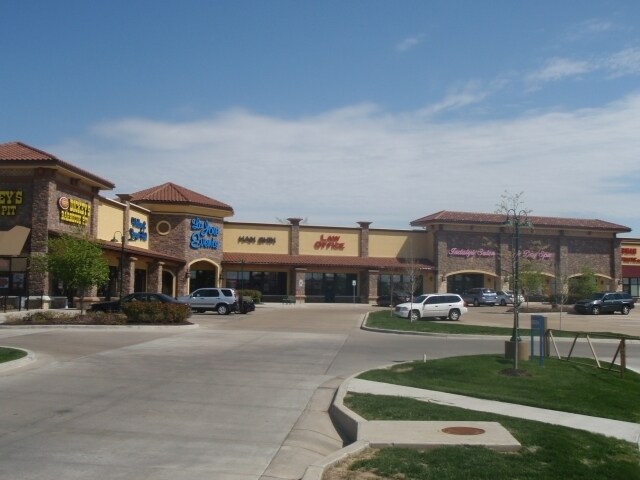 More Photos Of 121st & Metcalf Ave, Overland Park Unknown For Lease