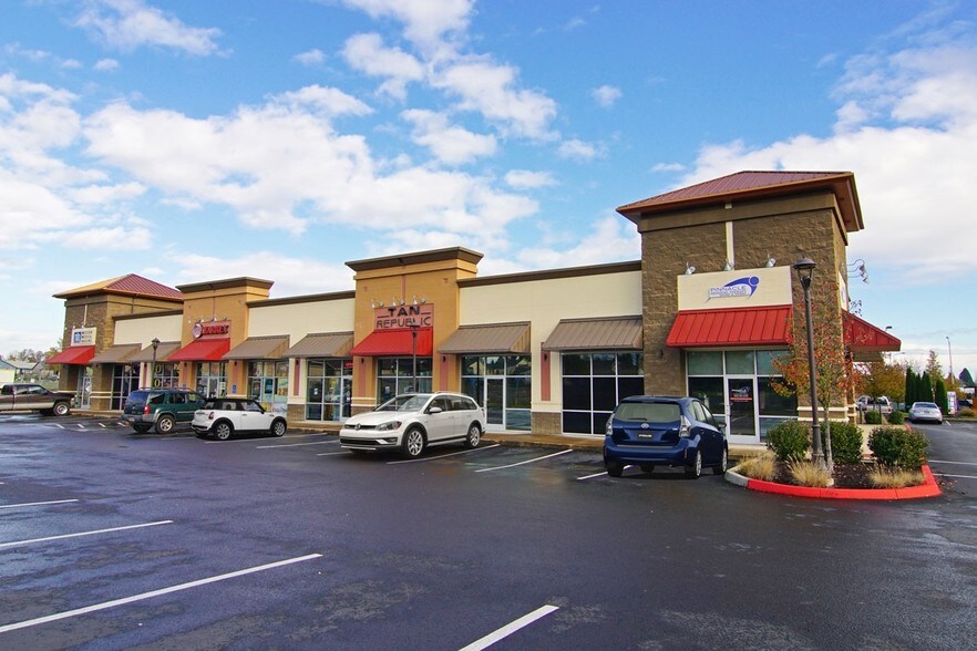 More Photos Of 200 W Ellendale, Dallas Unknown For Lease