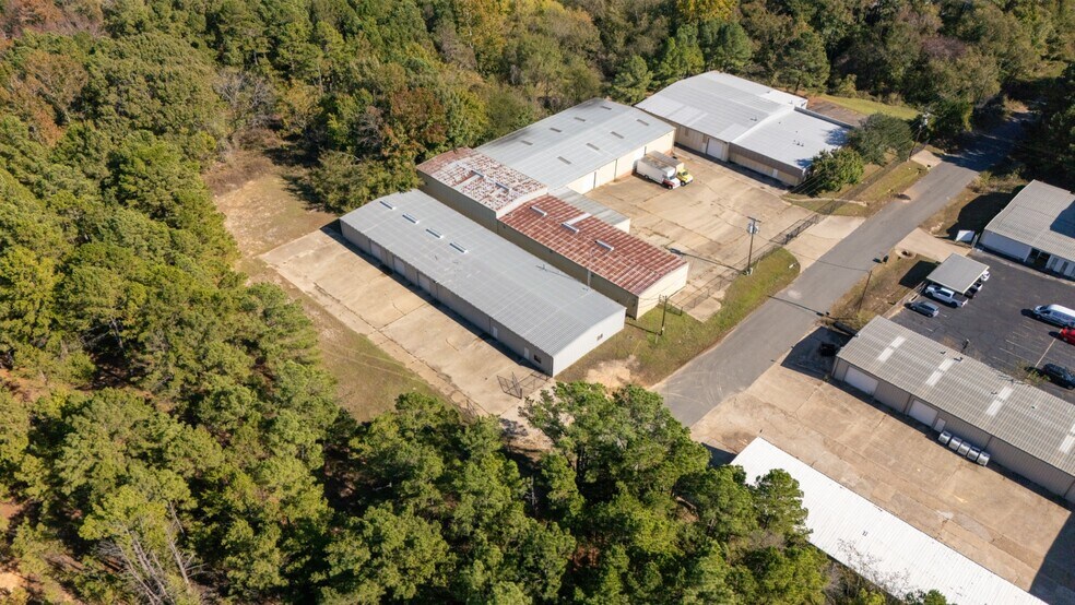 More Photos Of 4918 Profit Dr, Tyler Industrial For Lease