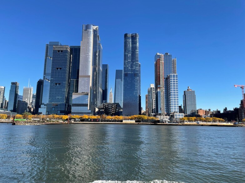 More Photos Of 31 Hudson Yards, New York Office Residential For Lease