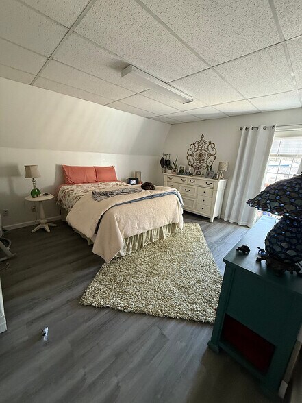 More Photos Of 2040 Robert C Byrd Dr, Beckley Storefront Retail Residential For Sale