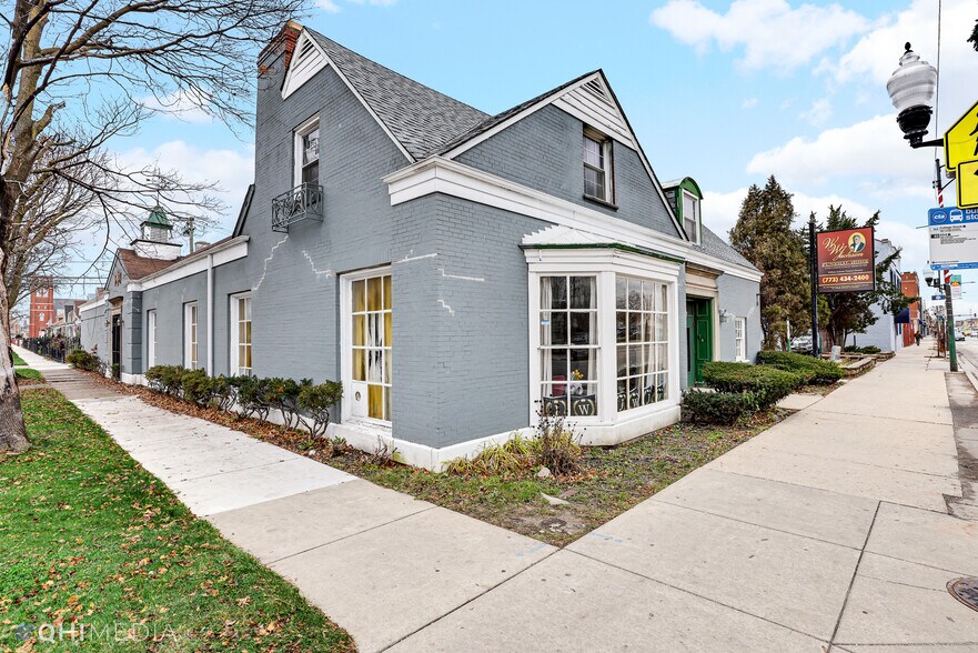 More Photos Of 2701 W 63rd St, Chicago Funeral Home For Sale