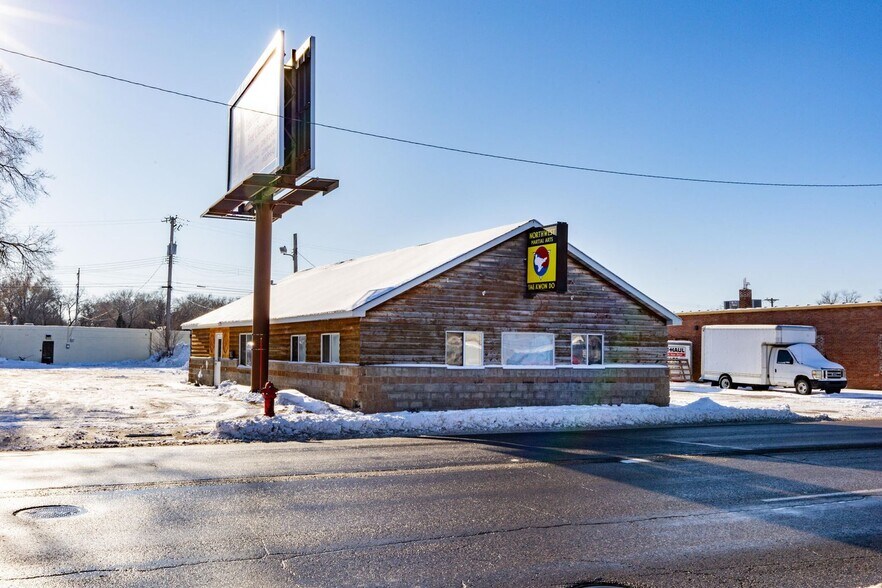More Photos Of 1430 Main Ave, Fargo General Retail For Lease