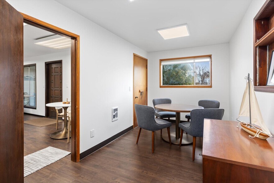 More Photos Of 112 3rd Ave S, Edmonds Loft Creative Space For Lease