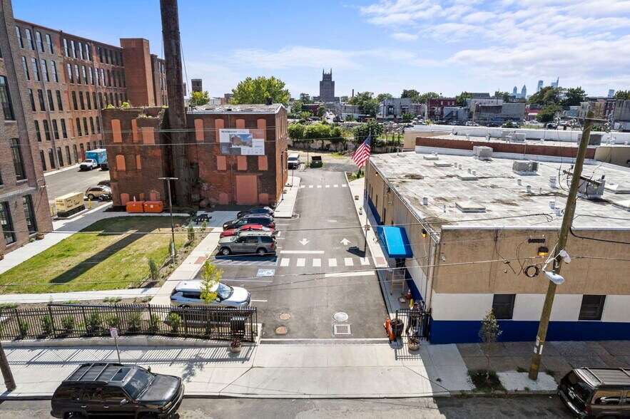 More Photos Of 124 E Indiana Ave, Philadelphia Flex For Lease
