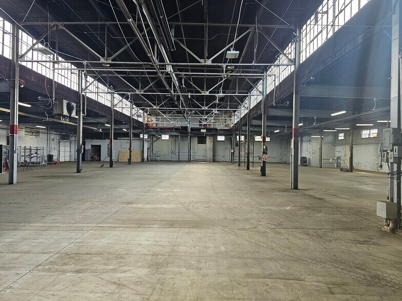 More Photos Of 1420 Crestmont Ave, Camden Industrial For Sale