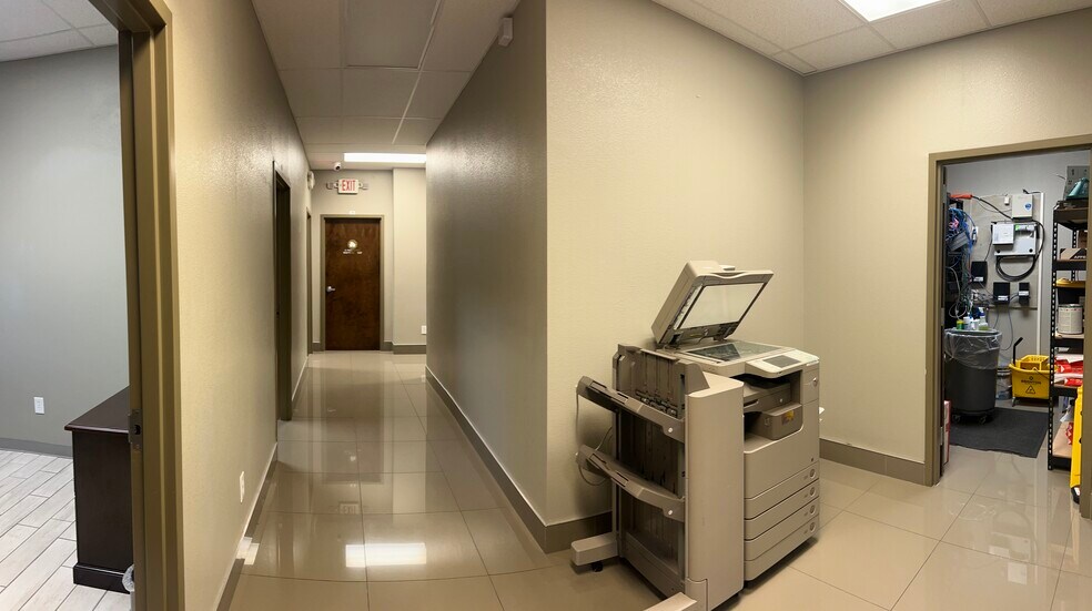 More Photos Of 1626 N Lee Trevino Dr, El Paso Medical For Lease