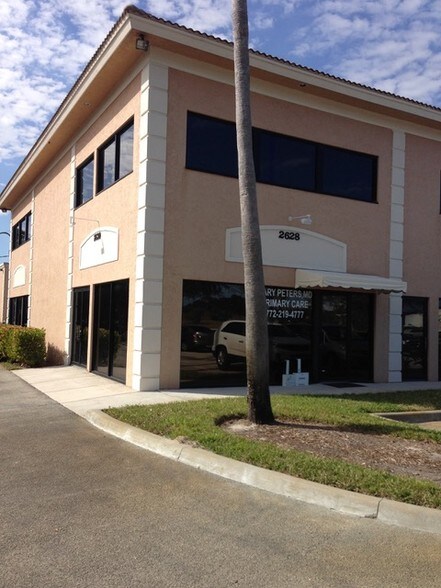 More Photos Of 2602-2630 SE Willoughby Blvd, Stuart Medical For Lease