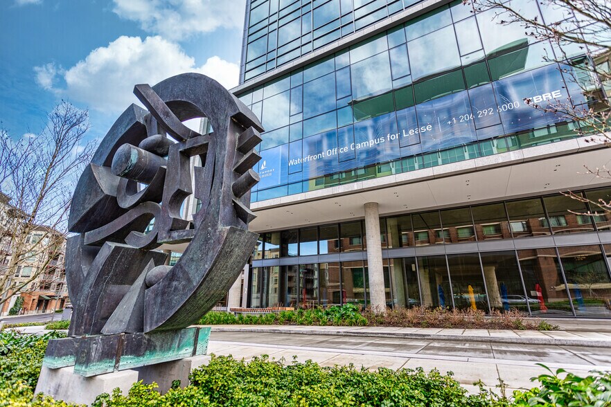 More Photos Of 1103 Lake Washington Blvd N, Renton Office For Sale
