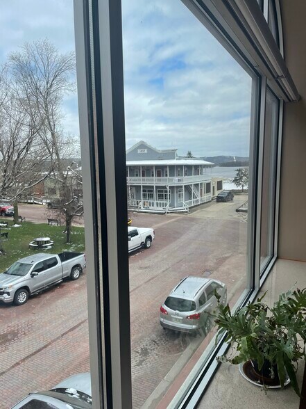 More Photos Of 123 A St, Mc Gregor Restaurant For Lease