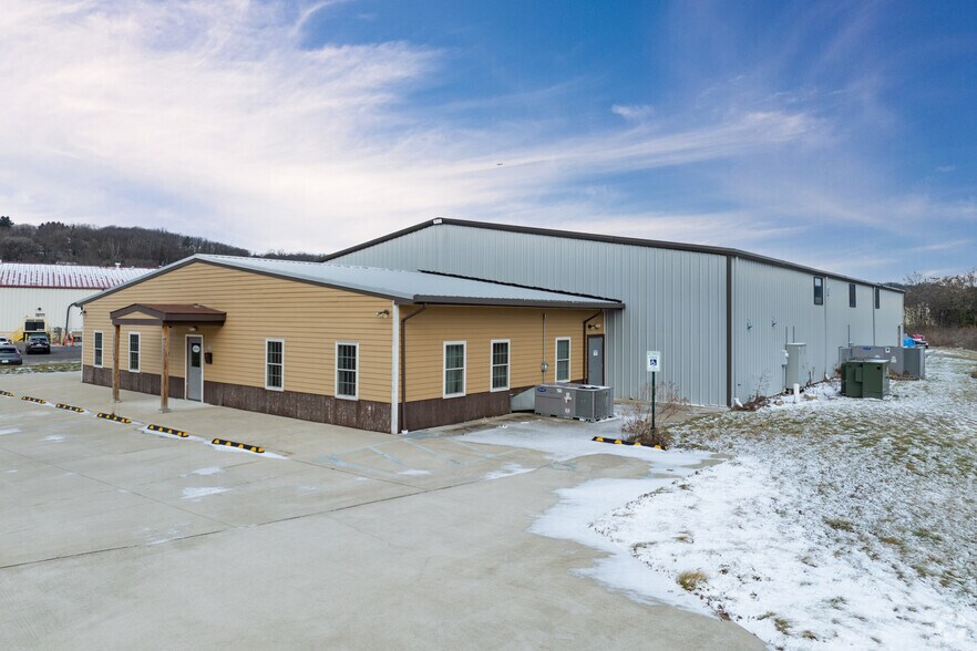 More Photos Of 180 Hollywood Dr, Butler Manufacturing For Lease