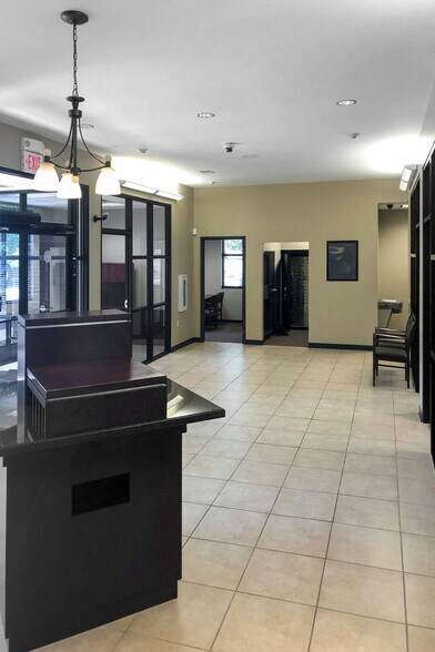 More Photos Of 291 E Hwy CC, Nixa Bank For Lease