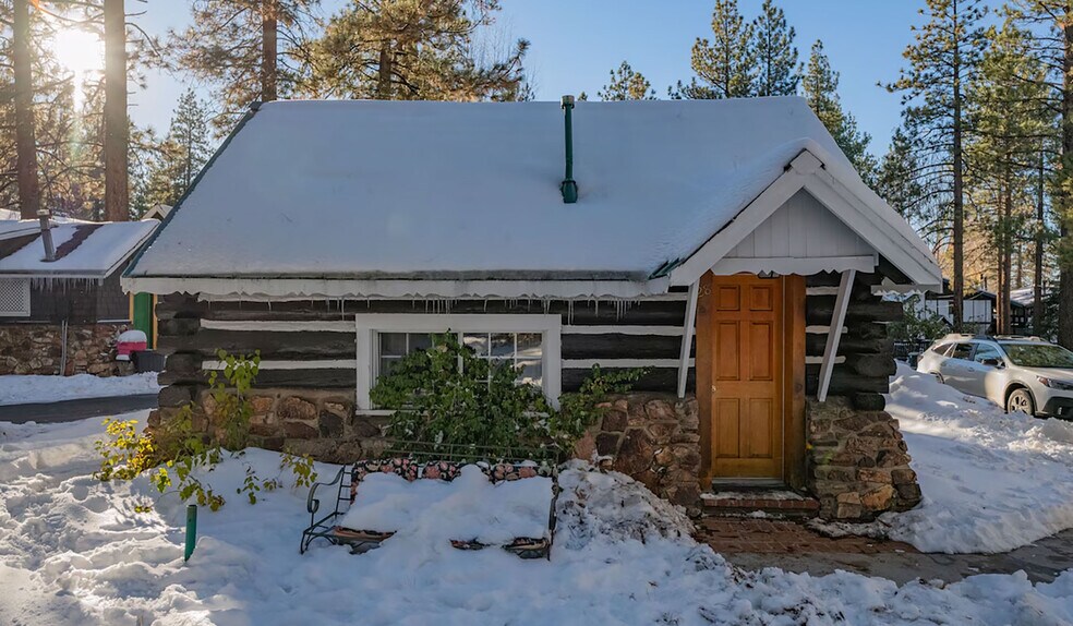 More Photos Of 41121 Big Bear Blvd, Big Bear Lake Hotel For Sale