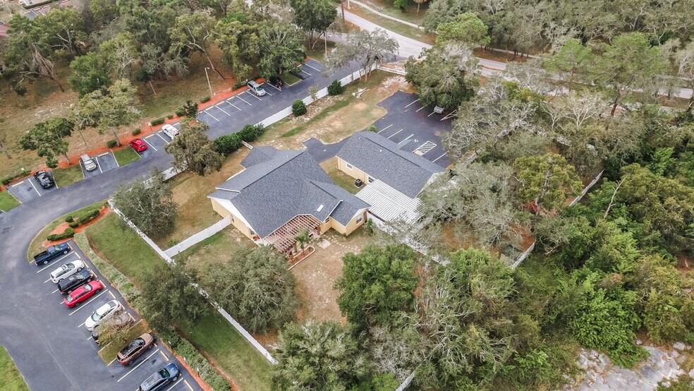 More Photos Of 11748 La Madera Blvd, Port Richey Office For Sale