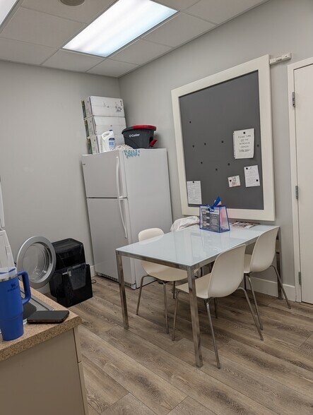 More Photos Of 1375 E 800 N, Orem Medical For Lease