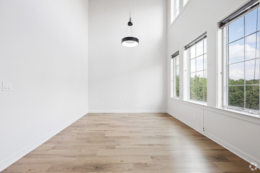 More Photos Of 232 19th St NW, Atlanta Apartments For Lease