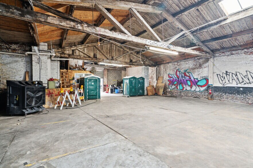 More Photos Of , Philadelphia Unknown For Sale