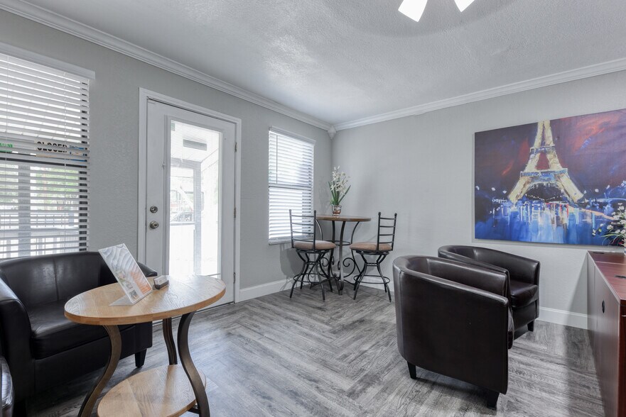 More Photos Of 737 W Mayfield Blvd, San Antonio Apartments For Sale
