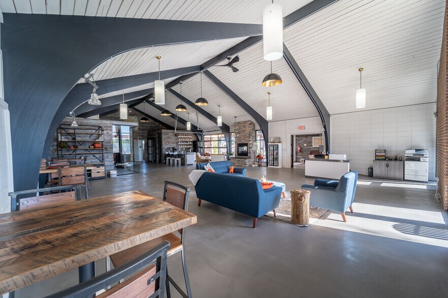 More Photos Of 3306 Kelley Dr, Cheyenne Office For Sale