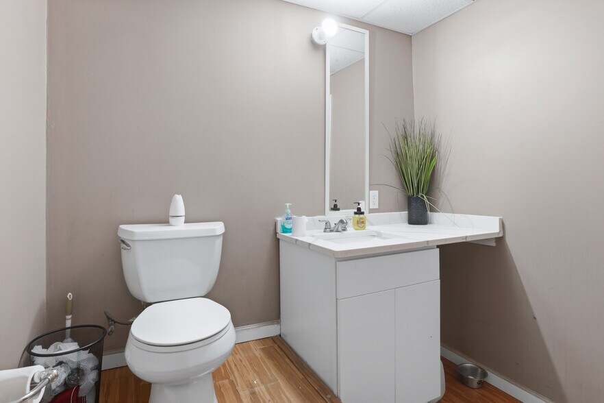 More Photos Of 770 Main St, West Warwick Warehouse For Sale