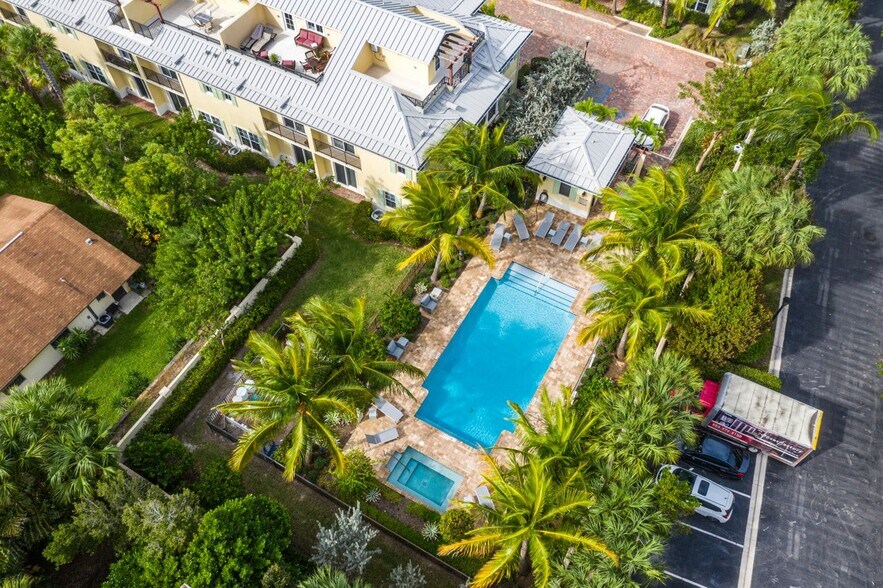 More Photos Of 3770 County Line Rd, Tequesta Apartments For Sale