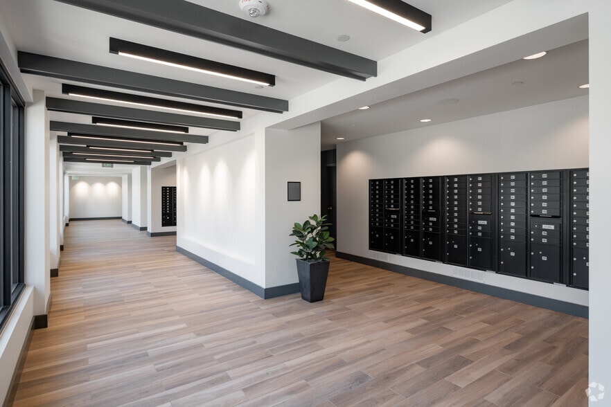 More Photos Of 109 S Division St, Auburn Apartments For Lease