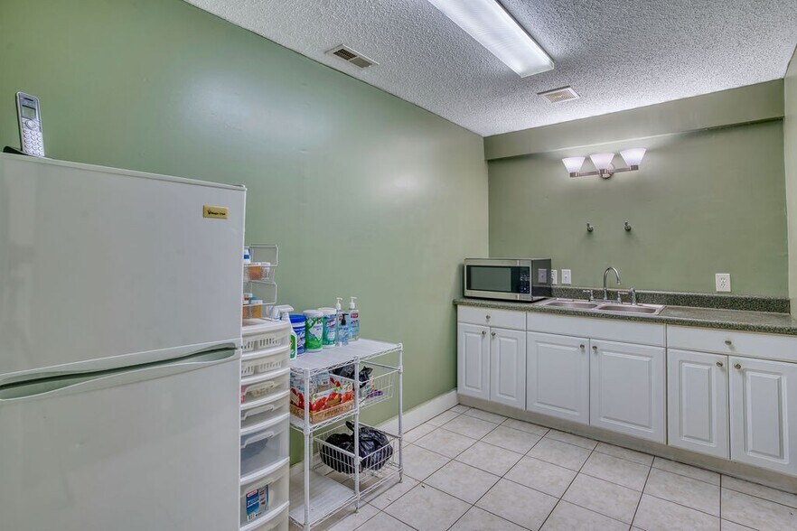 More Photos Of 226 E Main St, Union Storefront Retail Residential For Sale