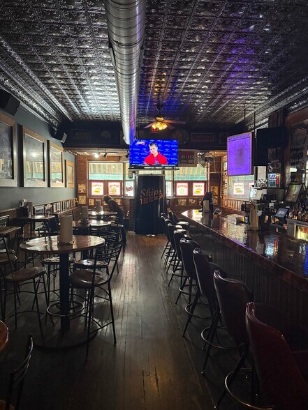 More Photos Of 111 E Main St, Flushing Bar For Sale