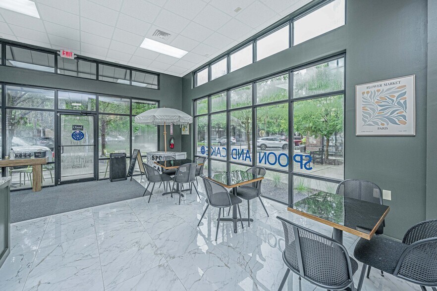 More Photos Of 1956 Long Grove Dr, Mount Pleasant General Retail For Lease