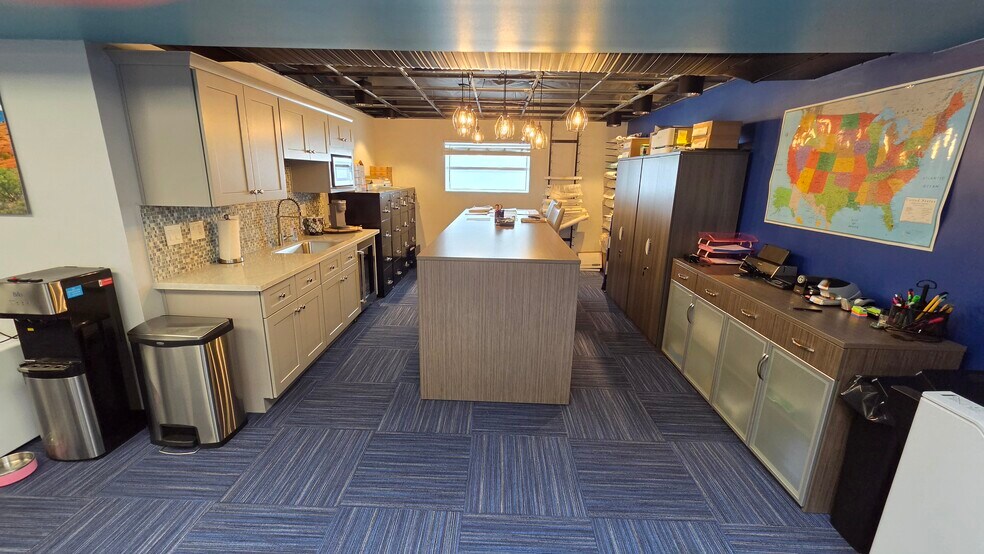 More Photos Of 1775 E University Dr, Tempe Flex For Lease