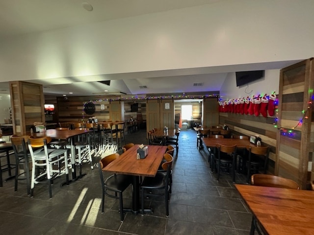More Photos Of 8713 Gravois Rd, Saint Louis Restaurant For Sale