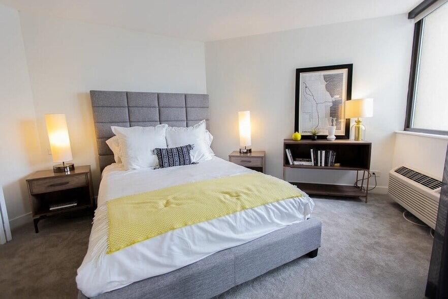 More Photos Of 2623-2627 N Clark St, Chicago Apartments For Sale