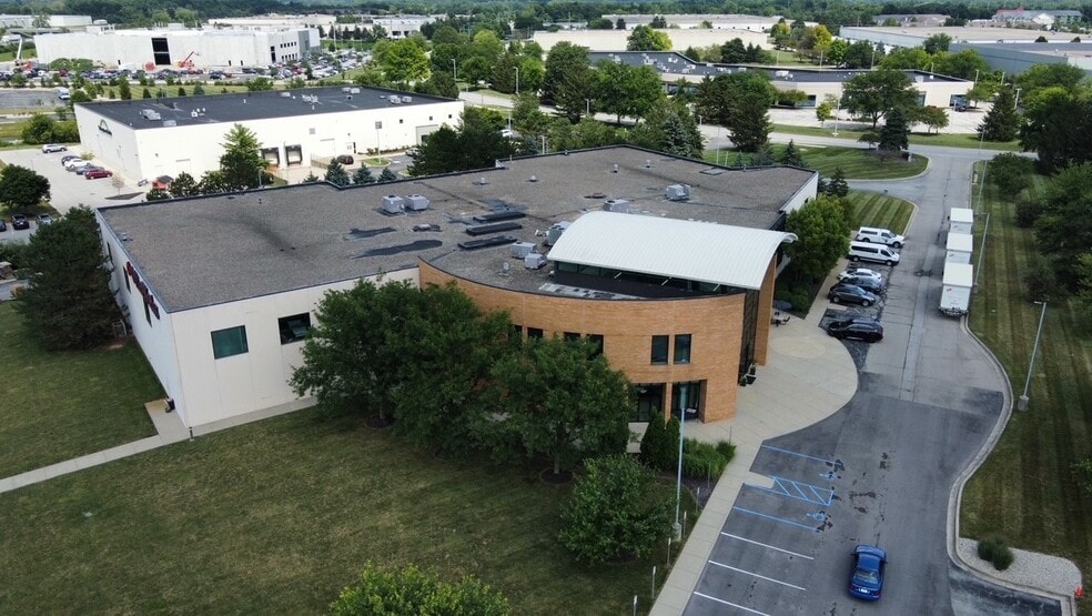 More Photos Of 12000 Exit 5 Pky, Fishers Showroom For Sale