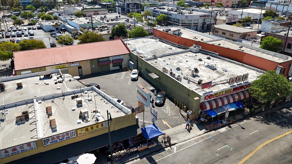 More Photos Of 715 New High St, Los Angeles General Retail For Sale