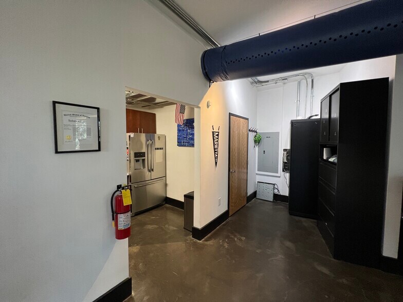 More Photos Of 319 Atlanta St, Marietta Office For Sale